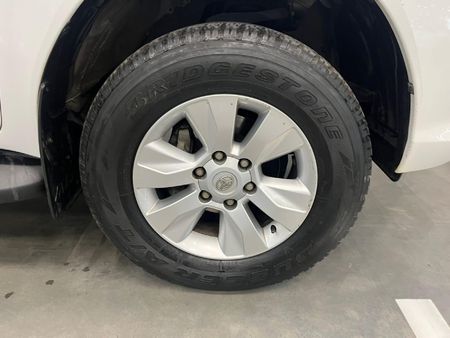 2018-Toyota-Hilux-24-GD-6-Raised-Body-SRX-Double-Cab_8