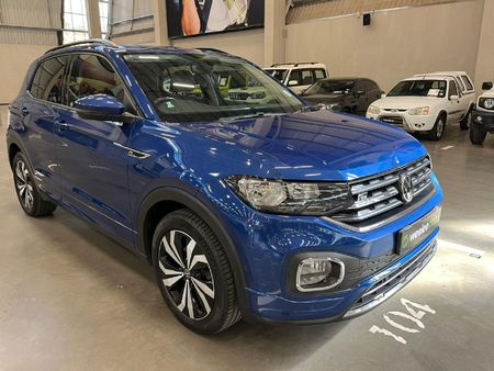 2022-Volkswagen-T-Cross-10-TSI-Comfortline_0