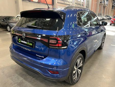 2022-Volkswagen-T-Cross-10-TSI-Comfortline_2