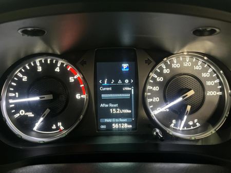 2022-Toyota-Hilux-24-GD-6-Raised-Body-Raider-Auto-Extended-Cab_1