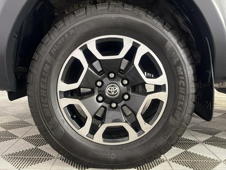 2022-Toyota-Hilux-24-GD-6-Raised-Body-Raider-Auto-Extended-Cab_2