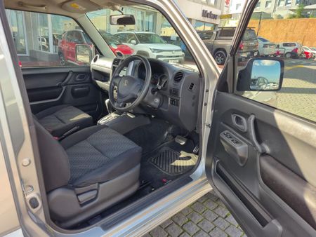 2018-Suzuki-Jimny-13-Auto_7