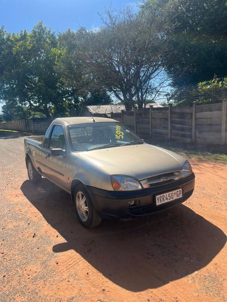 2003-Ford-Bantam-16i_2