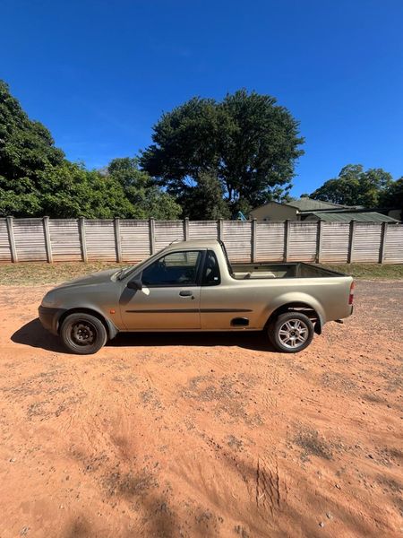 2003-Ford-Bantam-16i_6