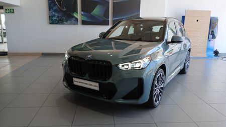 2025-BMW-X1-sDrive18i-M-Sport_0