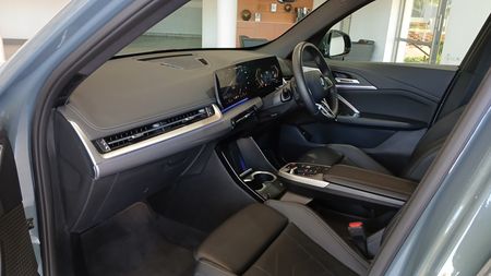 2025-BMW-X1-sDrive18i-M-Sport_13