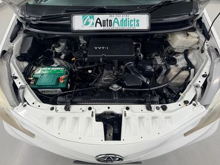 2014-Toyota-Avanza-15-SX-Auto_10