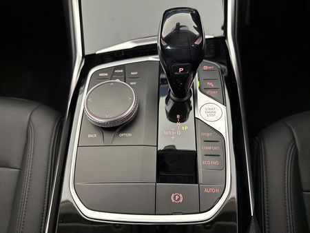 2020-BMW-3-Series-320d-Sport-Line_10