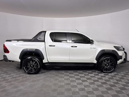 2021-Toyota-Hilux-28-GD-6-Raised-Body-Legend-RS-4x4-Double-Cab_16