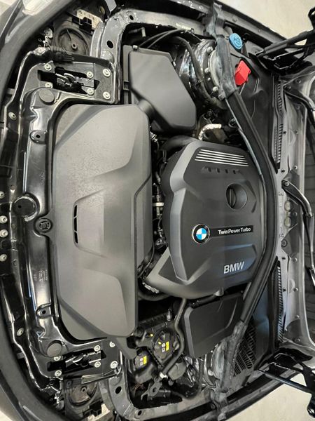 2017-BMW-3-Series-320i-Auto_12