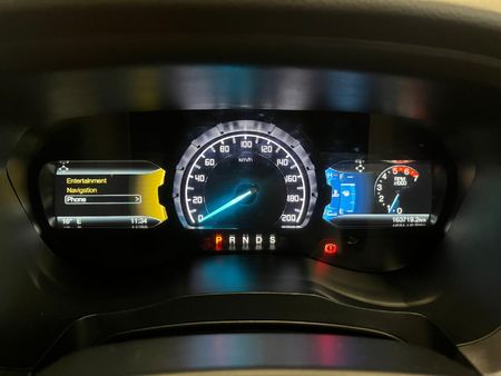 2017-Ford-Everest-22-TDCi-XLT-Auto_10