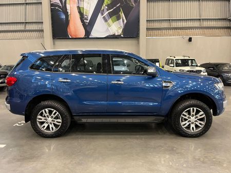 2017-Ford-Everest-22-TDCi-XLT-Auto_1