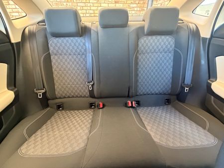 2024-Volkswagen-Polo-Classic-16-Life-Tiptronic_9