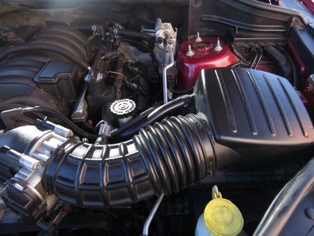 2013-Jeep-Grand-Cherokee-64-SRT_16