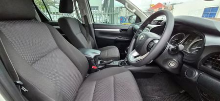 2021-Toyota-Hilux-24-GD-6-Raised-Body-Raider-Double-Cab_4