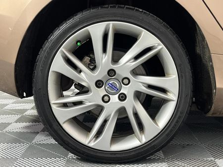 2014-Volvo-V40-D3-Excel-Auto_7