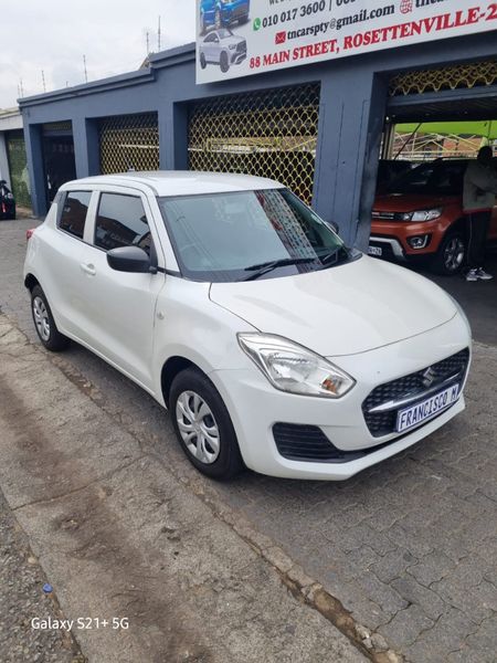 2024-Suzuki-Swift-12-GL_0