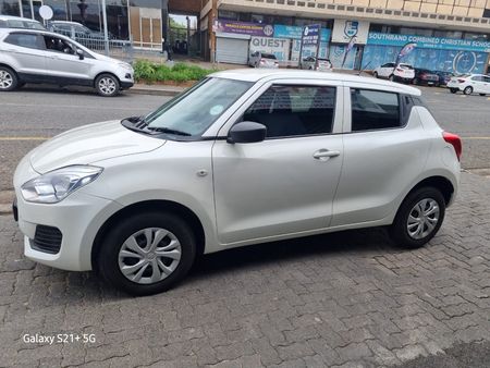 2024-Suzuki-Swift-12-GL_11