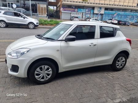 2024-Suzuki-Swift-12-GL_1