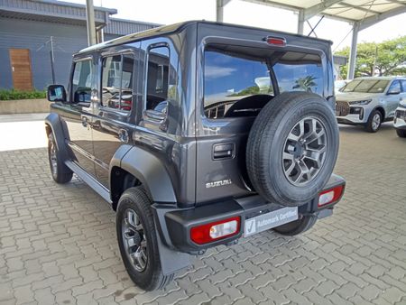 2024-Suzuki-Jimny-15-GLX-Auto_9