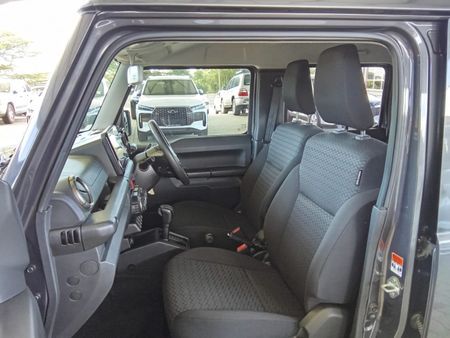 2024-Suzuki-Jimny-15-GLX-Auto_6