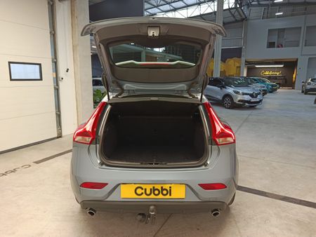 2017-Volvo-V40-D4-Inscription-Auto_13