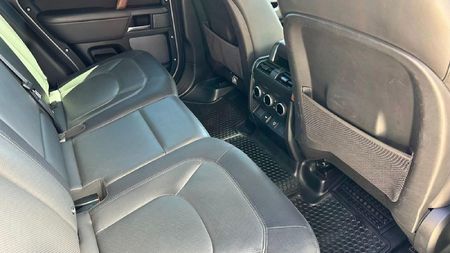 2023-Land-Rover-Defender-110-D300-HSE-X-Dynamic_7