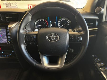 2021-Toyota-Fortuner-28-GD-6-Raised-Body-Auto_9