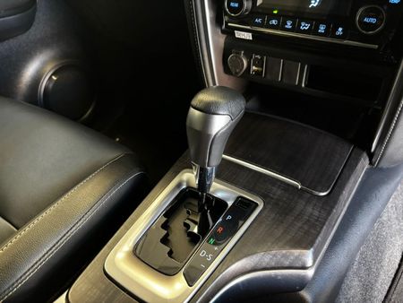 2021-Toyota-Fortuner-28-GD-6-Raised-Body-Auto_12