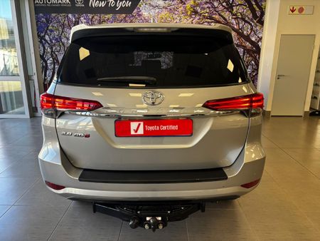 2021-Toyota-Fortuner-28-GD-6-Raised-Body-Auto_5