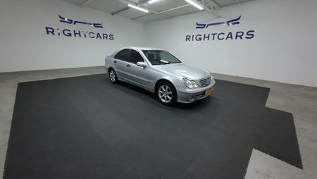 2006-Mercedes-Benz-C-Class-C-180K-Avantgarde-Auto_0