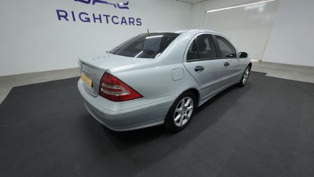 2006-Mercedes-Benz-C-Class-C-180K-Avantgarde-Auto_3