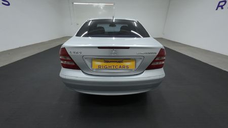 2006-Mercedes-Benz-C-Class-C-180K-Avantgarde-Auto_4