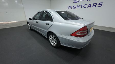 2006-Mercedes-Benz-C-Class-C-180K-Avantgarde-Auto_5