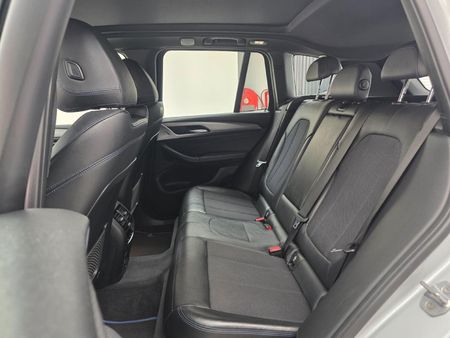 2019-BMW-X3-xDrive20d-M-Sport_9