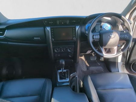 2024-Toyota-Fortuner-24-GD-6-4x4-Auto_17