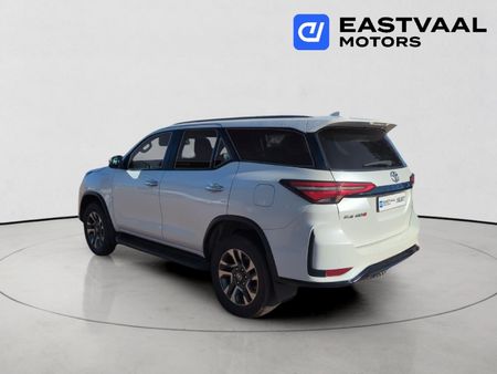2024-Toyota-Fortuner-24-GD-6-4x4-Auto_4