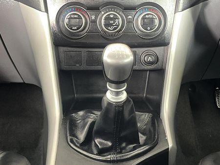 2016-Mazda-BT-50-32-TDi-SLE-Double-Cab_10