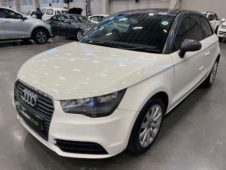 2011-Audi-A1-12-TFSI-3-dr-Attraction_6