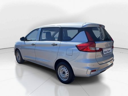 2025-Toyota-Rumion-15-S_4