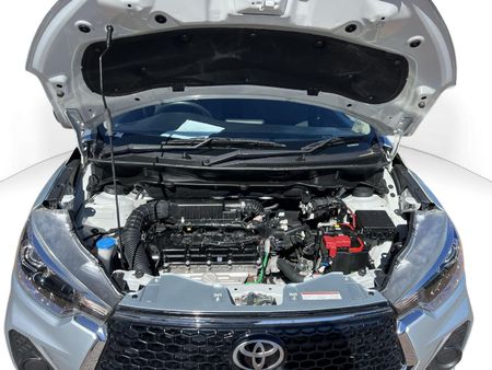 2025-Toyota-Rumion-15-S_8