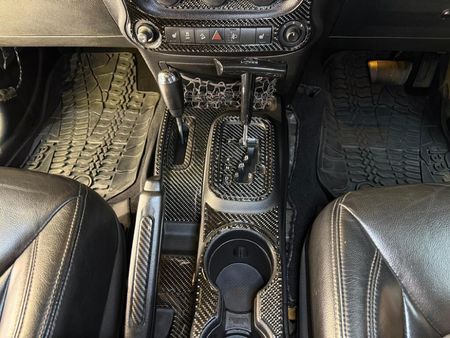 2016-Jeep-Wrangler-Unlimited-Rubicon-36-V6-Auto_15