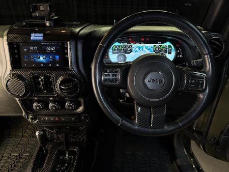 2016-Jeep-Wrangler-Unlimited-Rubicon-36-V6-Auto_7
