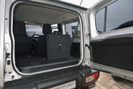 2019-Suzuki-Jimny-15-GLX_10
