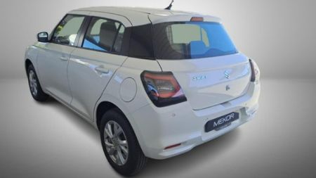 2025-Suzuki-Swift-12-GL-Auto_5