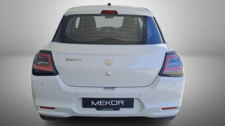 2025-Suzuki-Swift-12-GL-Auto_6