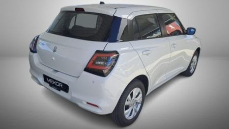 2025-Suzuki-Swift-12-GL-Auto_7