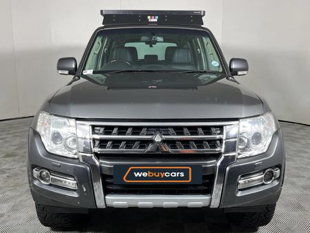 2015-Mitsubishi-Pajero-32-Di-Dc-GLS-Auto_14
