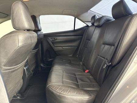2020-Toyota-Corolla-Quest-18-Exclusive_3