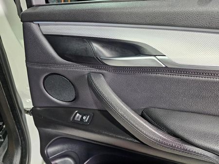 2016-BMW-X5-xDrive30d-Auto_20